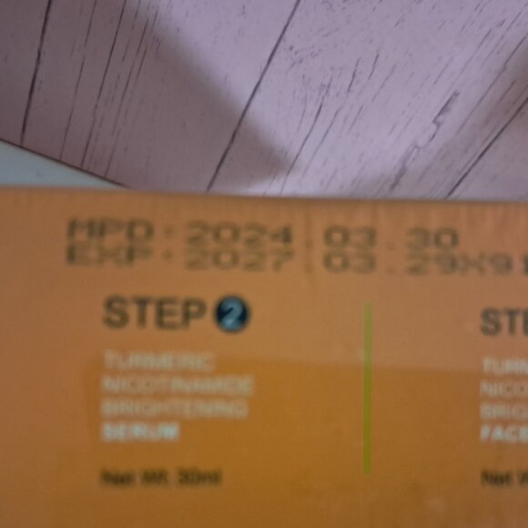 MOIKA Turmeric and Nicotinamide 4 Piece Brightening Set NIB - Picture 6 of 7